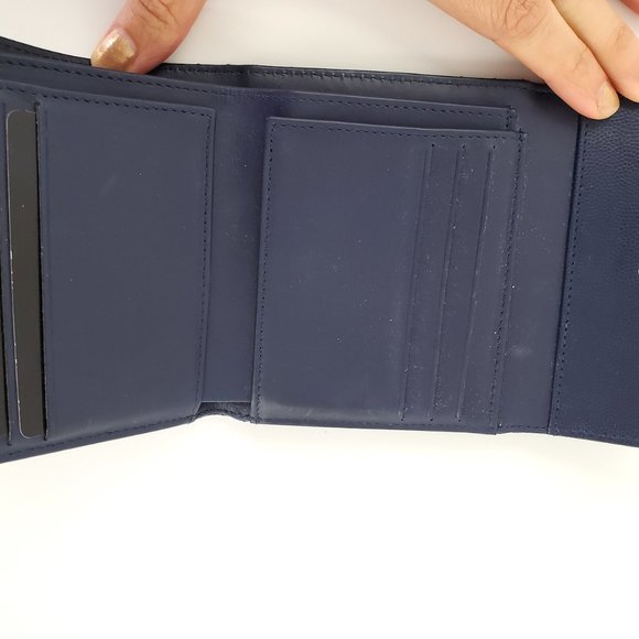 Authentic CHANEL Classic Navy Blue CaviarCompact Quilted Flap Chevron Wallet - Picture 13 of 14